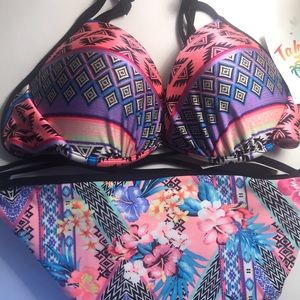NWT Bikini Top and Bottom. Size M